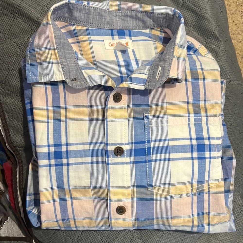 Cat & Jack boys 8/10 medium long sleeve button up shirt